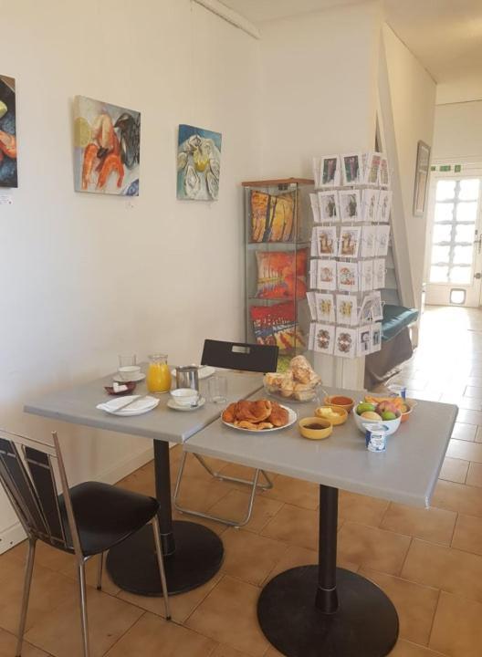 Inspire Bed & Breakfast Azille Dış mekan fotoğraf